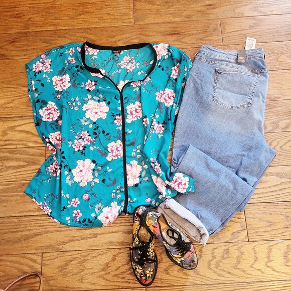 Torrid perfect boyfriend ankle jeans - Picture 1 of 4